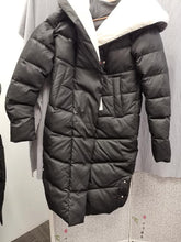 Load image into Gallery viewer, Hooded Parkas Coat Women New Warm Cotton Long Winter Coat